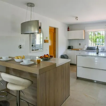 Premium With Private Pool, Garden & Bbq 빌라 Santa Fe de los Boliches