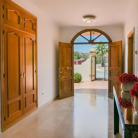 Premium With Private Pool, Garden & Bbq * Santa Fe de los Boliches